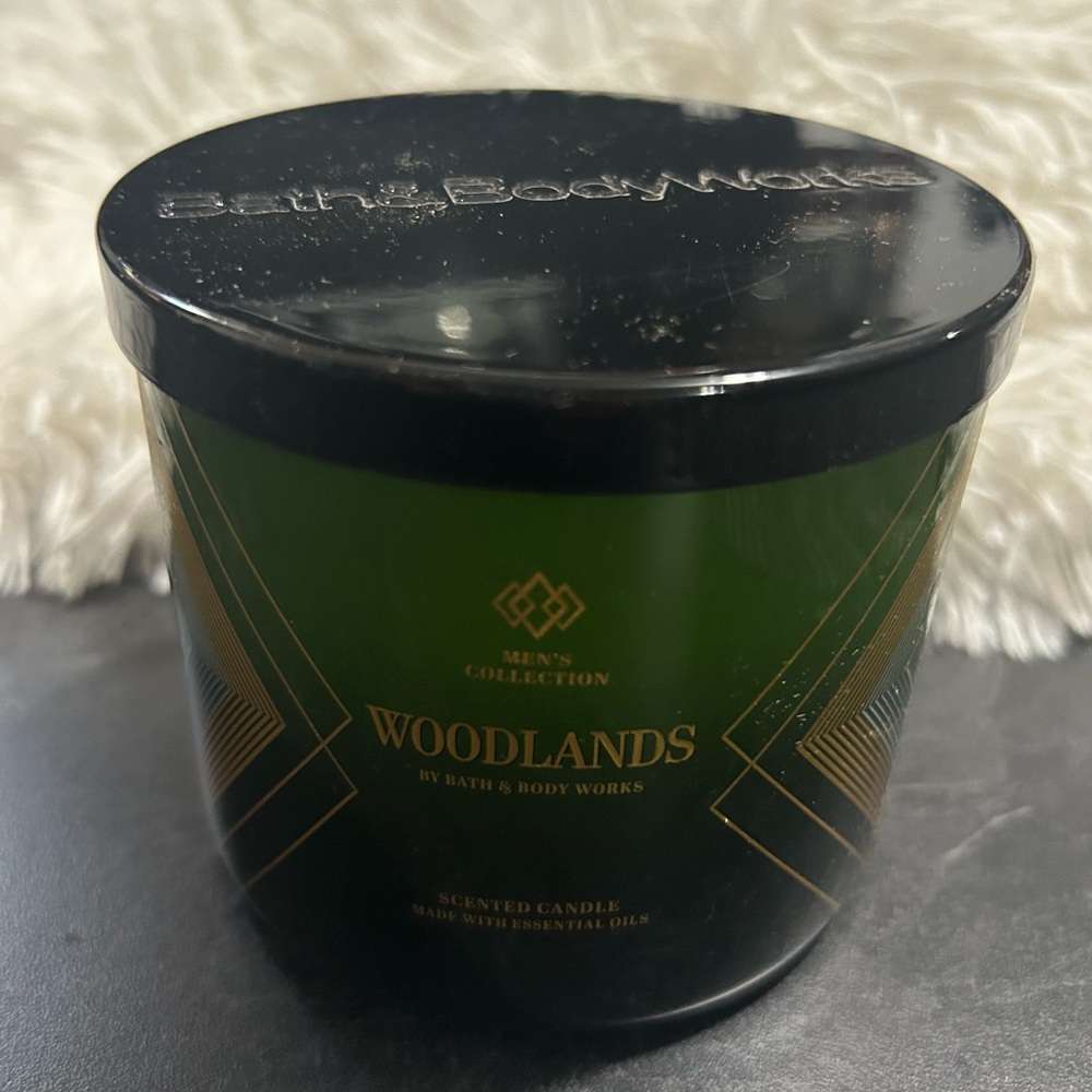 Bath & Body Works Men's Collection Woodlands 3-wick Scented Candle 14.5 oz New! - Picture 6 of 14